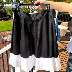 Amanda & Chelsea Knee Length Skirt.